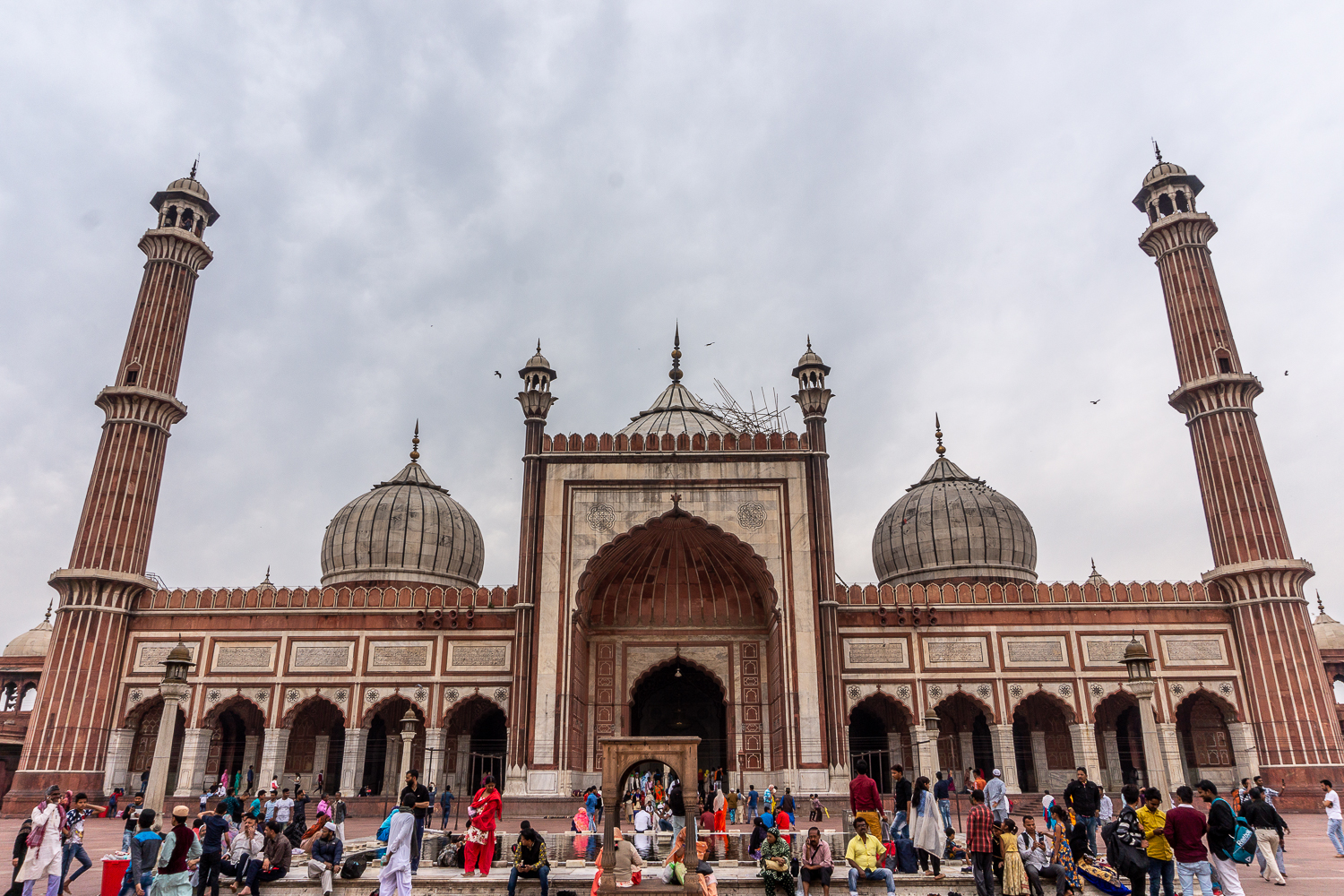 A three domed red mosque in Delhi