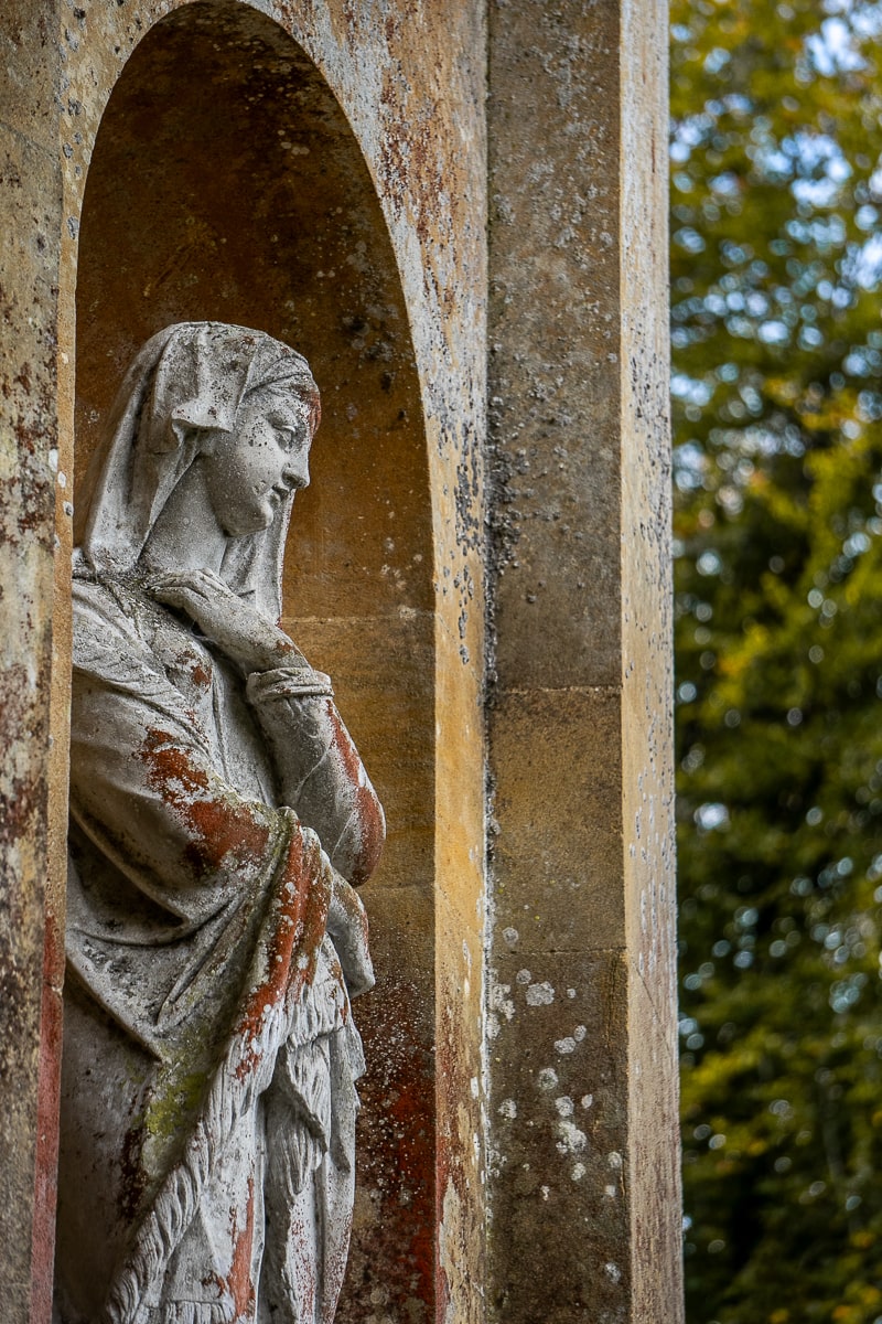 A statue of an angellic looking woman