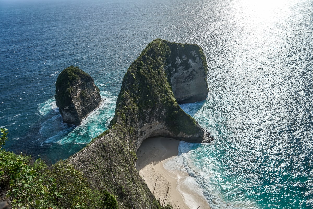 The uncanny T-Rex shaped cliffs in Nusa Penida
